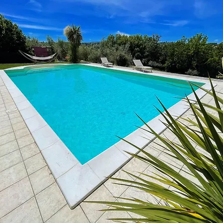 Stylish With Amazing Views And Pool Near Montefalco And Bevagna Sleeps 14 Villa *
