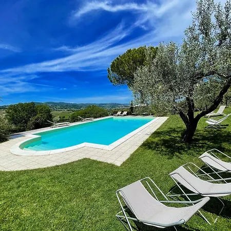 Stylish With Amazing Views And Pool Near Montefalco And Bevagna Sleeps 14