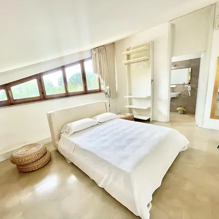 Stylish With Amazing Views And Pool Near Montefalco And Bevagna Sleeps 14 *