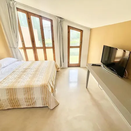 Stylish With Amazing Views And Pool Near Montefalco And Bevagna Sleeps 14 Belvedere (Perugia)