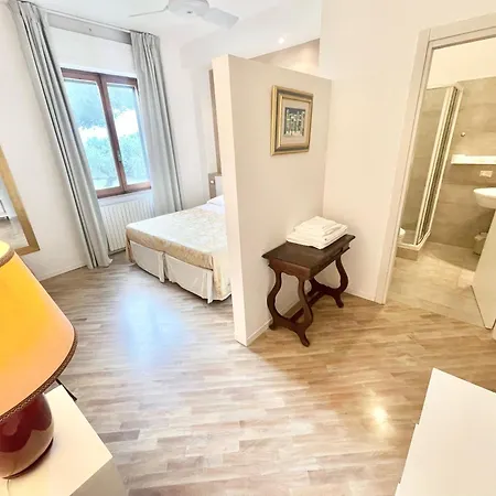 Stylish With Amazing Views And Pool Near Montefalco And Bevagna Sleeps 14 Belvedere (Perugia)