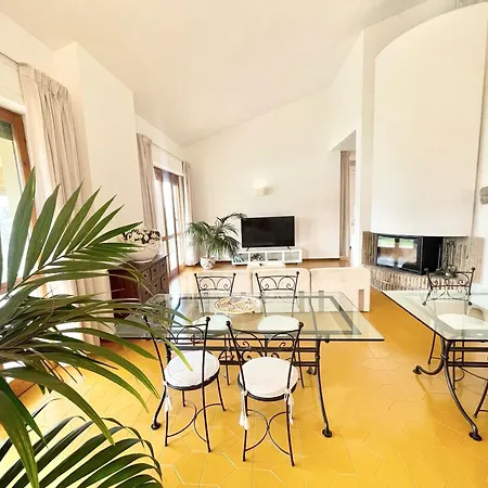 Stylish With Amazing Views And Pool Near Montefalco And Bevagna Sleeps 14 Villa Belvedere (Perugia)