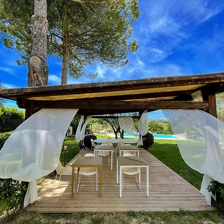 Stylish With Amazing Views And Pool Near Montefalco And Bevagna Sleeps 14 Villa Belvedere (Perugia)